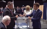 Emmanuel Macron a voté avec sa femme au Touquet