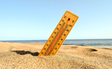 un thermometre sur une plage de la communauté valencienne ce debut juin