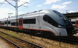 Un train Pesa ELF, notamment utilisé par Polregio et la SKM de Varsovie