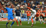 Théo Hernandez qui marque face au Maroc en demi-finale de Coupe du Monde 2022