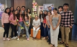 Viral Thakker et ses élèves de l'École Intuit-Lab à Mumbai