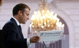 Emmanuel Macron reçoit des harkis