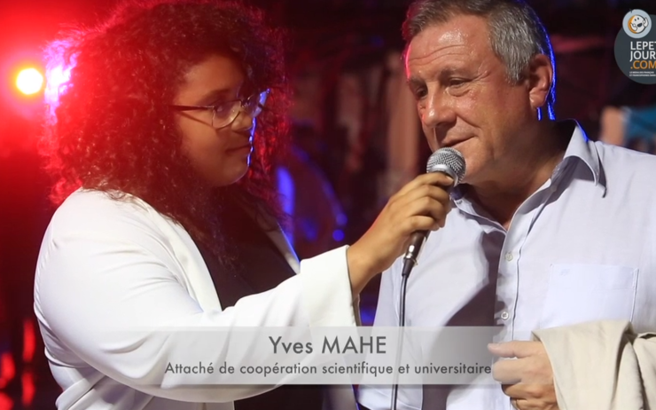 Yves-MAHE-Ambassade-de-France