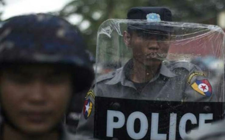 Police birmane