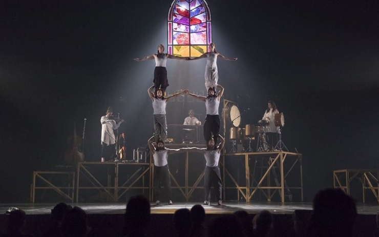 Cirque québécois