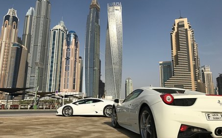 Dubai-vols-voitures-en-recrudescence-prudence-police