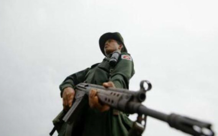 Armée Indépendante du Kachin se bat contre l'armee birmane