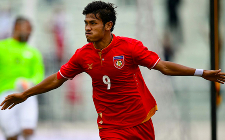 La star de foot Aung Thu rejoint la sélection birmane