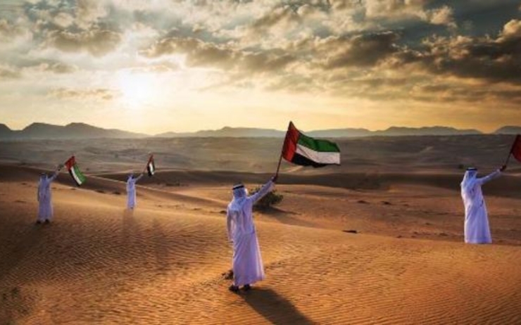 Dubai-Flag-Day- appel-de-Cheikh-Mohammad-levée-drapeau-11h-précises