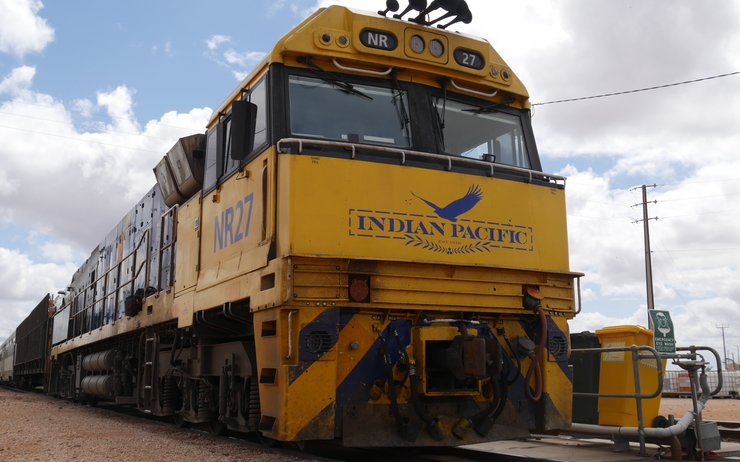 indian pacific train perth sydney australie voyage tourisme