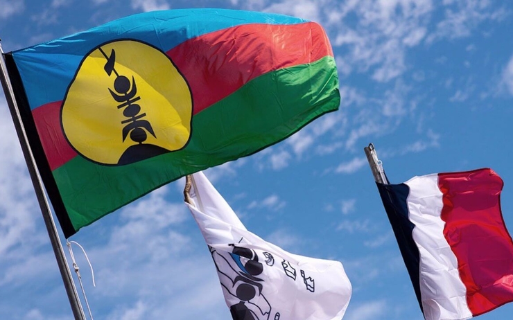 Les dirigeants calédoniens à Paris six semaines après le "non" à l'indépendance referendum New Caledonia
