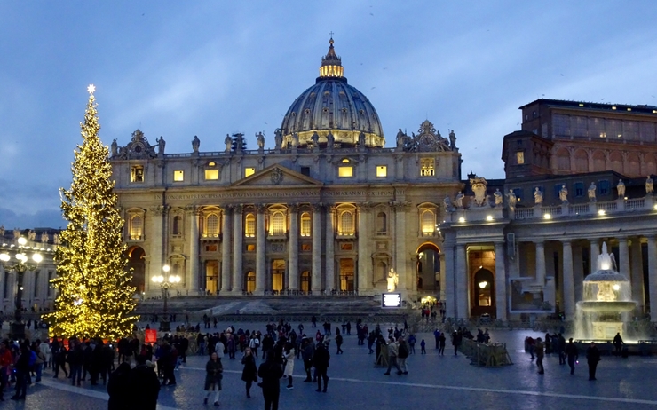 Place Saint-Pierre Rome Vatican