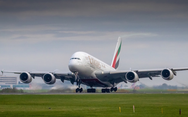 Caire-EAU-avion-Emirates-endommagé-au-décollage