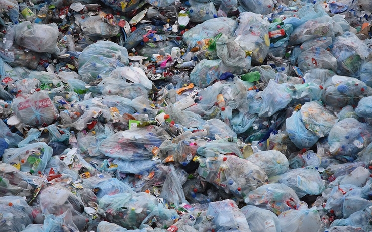 pollution sac plastique Jakarta environnement