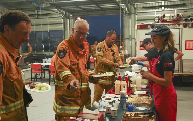 rtt rapid relief team incendie feu victoria tasmanie nouvelle galles du sud australie