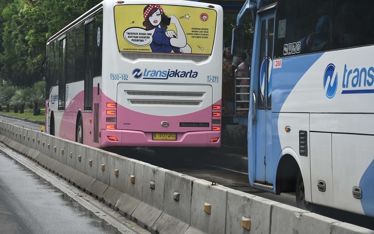 Bus Transjakarta jakarta transports