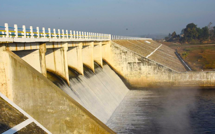 Le barrage de Taungnawin, région de Bago, sûr malgré des brèches en Birmanie