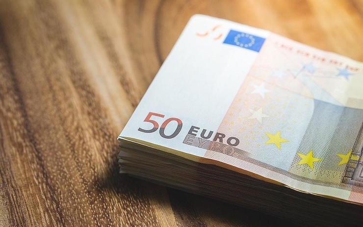 Money-euro-Pixabay.com_