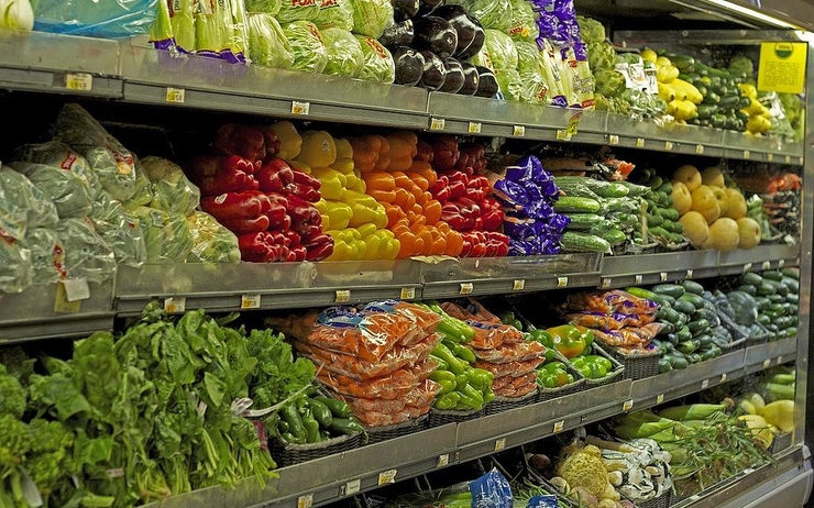 Dragnea Roumanie evitaliser magasins de fruits et légumes "Aprozare"