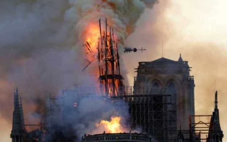 Incendie Notre-Dame, Lee Hsien Loong