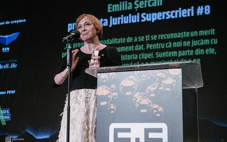  journaliste roumaine menacée de mort par un policier roumanie Emilia Sercan