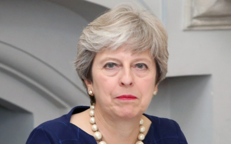 Theresa May démission reportée Brexit Londres Royaume-Uni