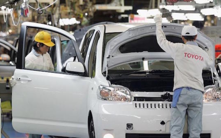 Toyota à Yangon pour répondre à la demande de voitures neuves en Birmanie