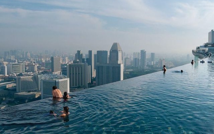 Dubai-EAU-bientôt-une-infinity-pool-au-sommet-d'un-gratte-ciel