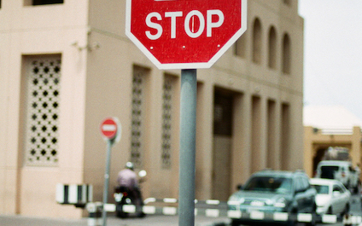 Attention à bien respecter les STOPS lorsque vous circulez