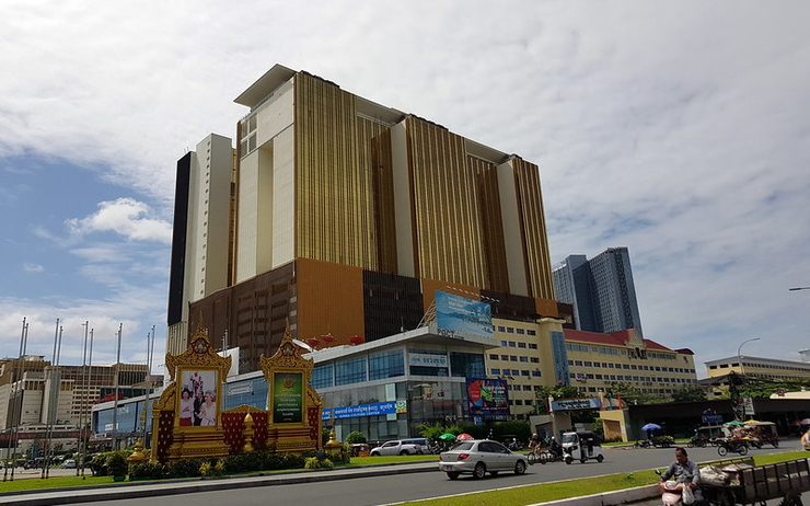 nagaworld phnom penh casino