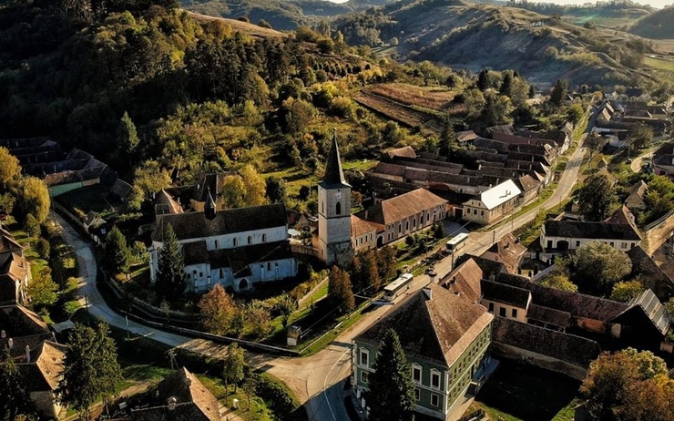 village le plus cosmopolite de Roumanie Richis étrangers Transylvanie