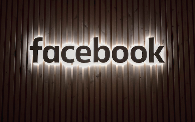 Facebook londres emploi nouveau 1 000 Royaume Uni Instagram