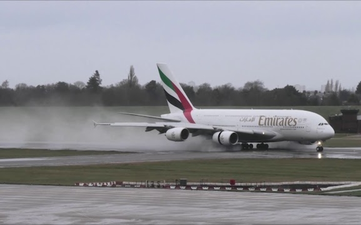 La tempête Ciara contraint Emirates d’annuler des vols vers l’Europe