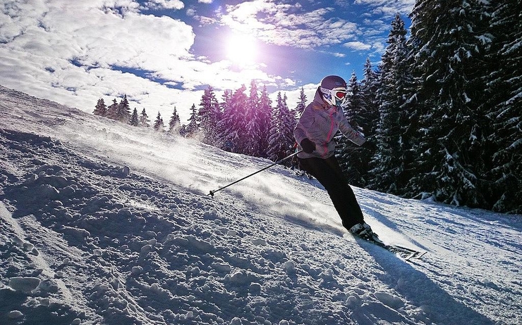 station ski Poiana Brașov compétition férvier tourisme sport roumanie