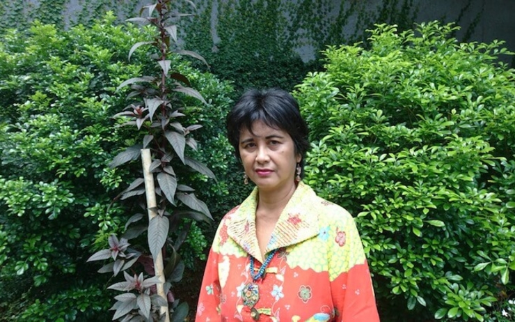 roseline professeur francophone indonésie