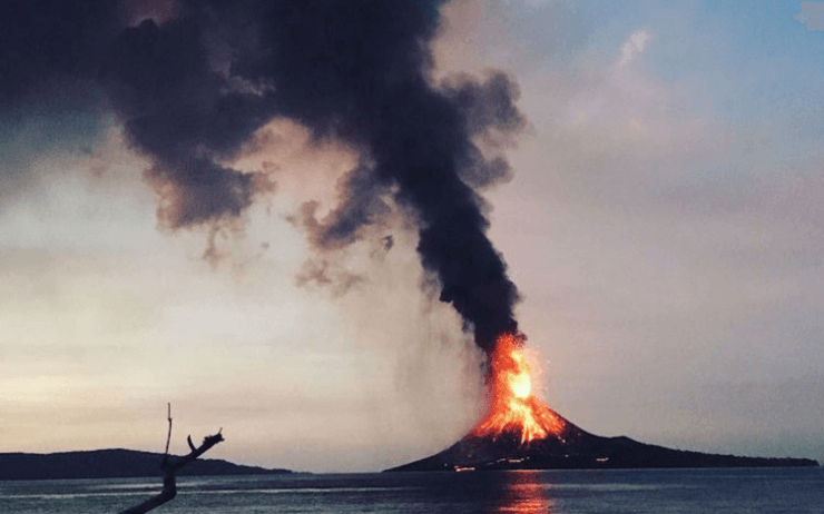 Krakatau explosion Jakarta 