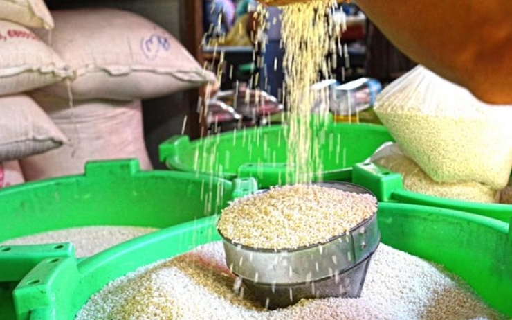 Le riz est l'aliment de base en Birmanie