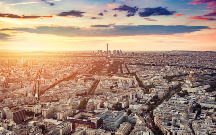 paris-france-at-sunset-aerial-view-5H2RB9Y