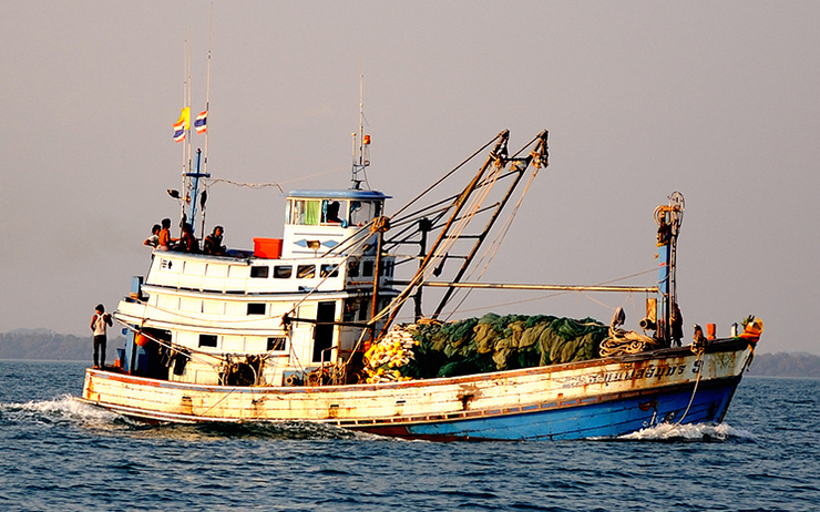 Thai_fishing_boat-745