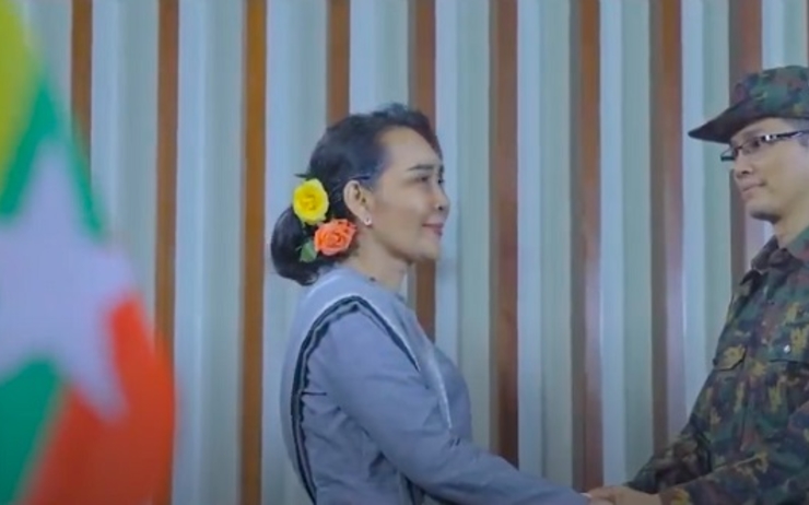 La Lady et le General vu par le chanteur birman Yone Lai