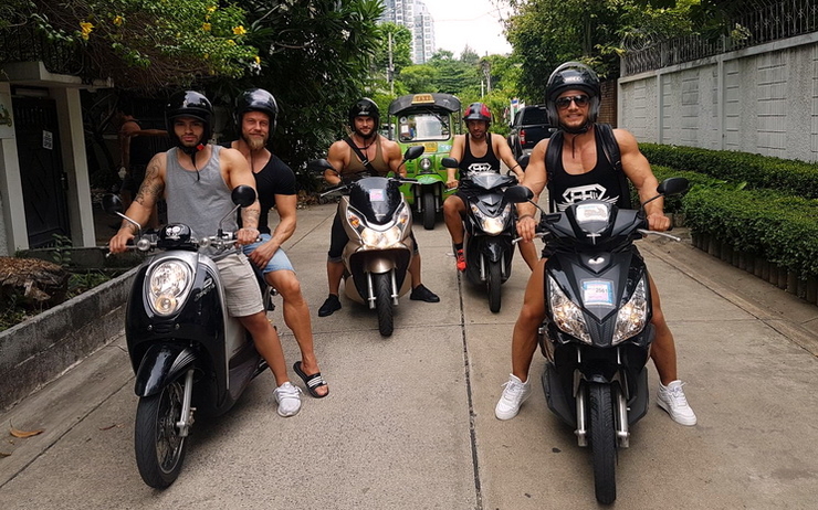 Ride-in-Asia-location-moto-Bangkok