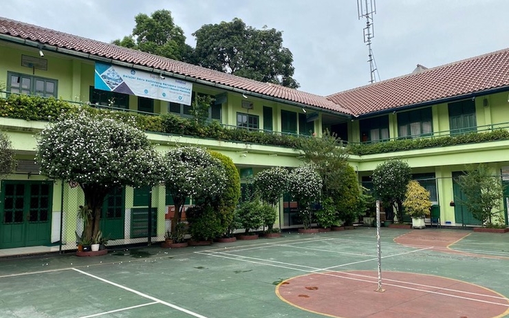 école reouverture Indonesie