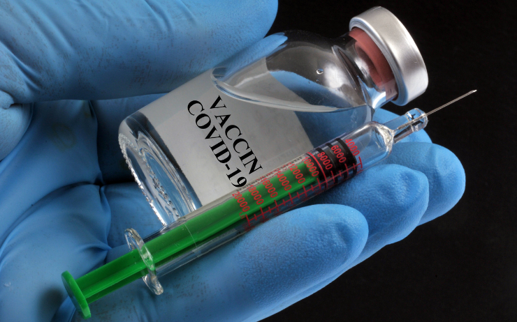 Première vaccination contre le coronavirus en Irlande