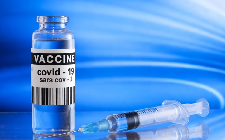 Une mise en place de certificats de vaccination est étudiée par le gouvernement irlandais