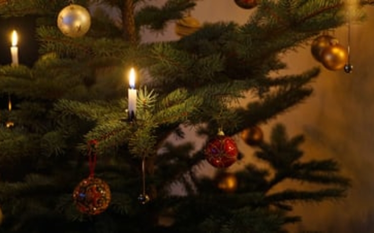 Noël traditions Danemark Avent pâtisserie bricolage décoration sapin menu télé 