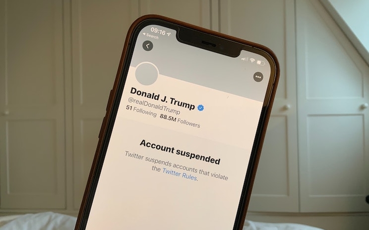 Trump twitter censure