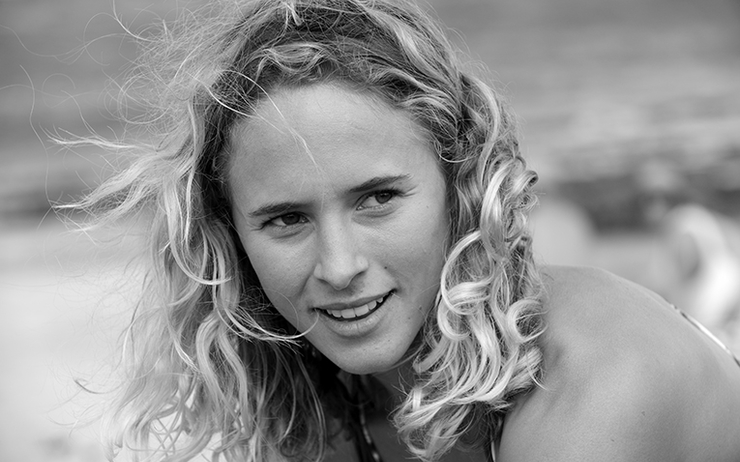 sarah hauser surf nouvelle-calédonie 