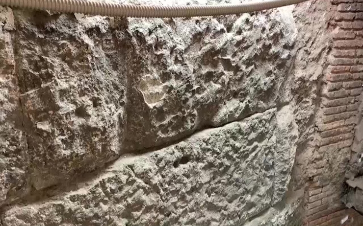 découverte mur Rome