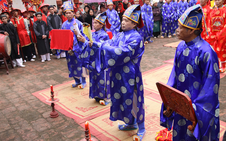 cérémonie de la commémoration des rois Hùng au vietnam