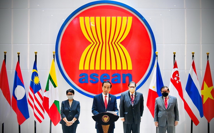 Les dirigeants de l'Asean a l'issue de la premiere reunion sur la crise en Birmanie